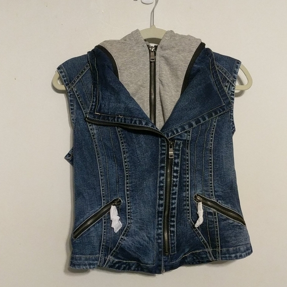 𝅺LA Coalition Medium Wash Denim Moto Vest with  Zip Out Hood - size Small - Picture 1 of 5